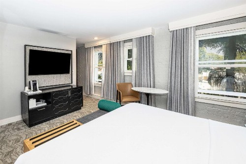 Holiday Inn Express Santa Barbara an IHG Hotel - image 37