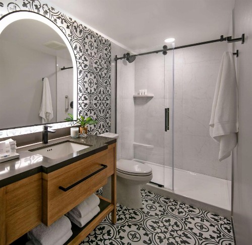 Holiday Inn Express Santa Barbara an IHG Hotel - image 44