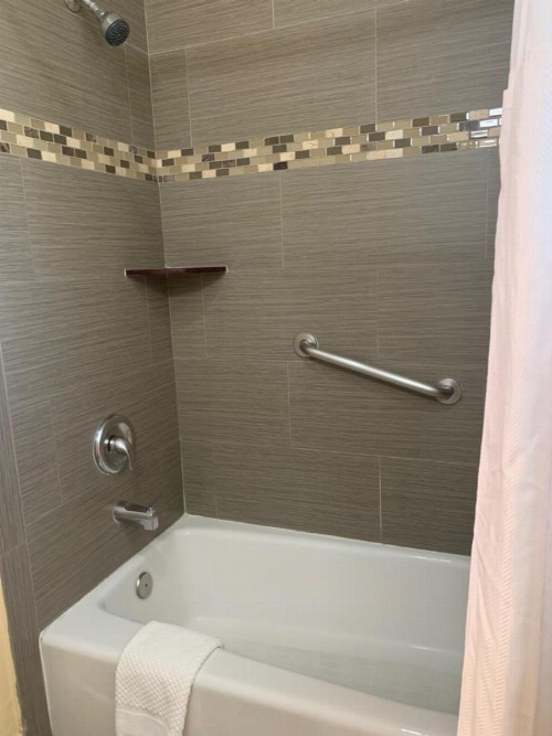 Oasis Inn and Suites - image 33