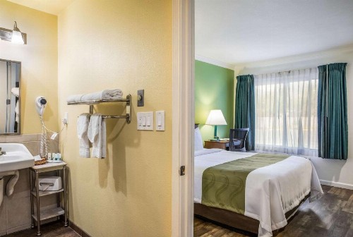 Quality Inn Santa Barbara - image 9