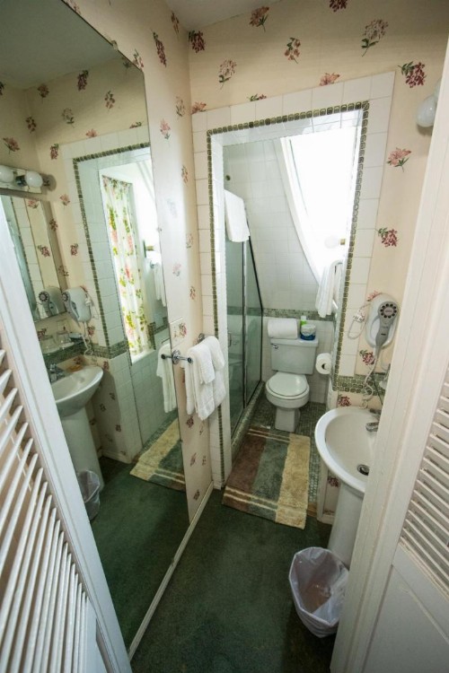 Bath Street Inn - image 29