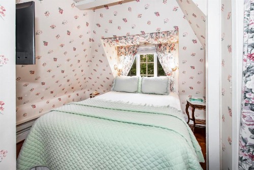 Bath Street Inn - image 35