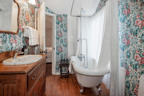 Bath Street Inn - image 40