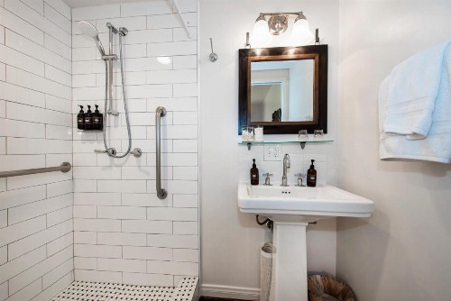 Bath Street Inn - image 47