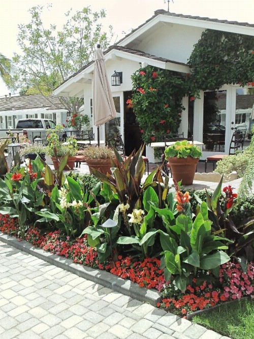Marina Beach Motel - image 14