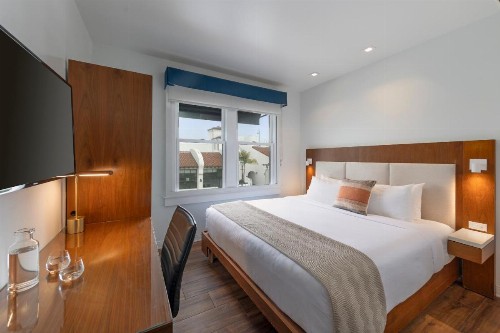 Hotel Indigo Santa Barbara an IHG Hotel - image 28