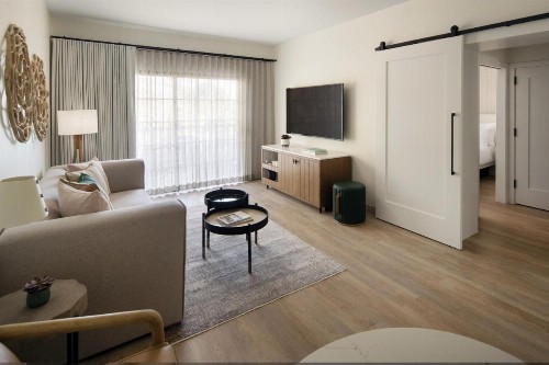 Pacifica Suites - image 24