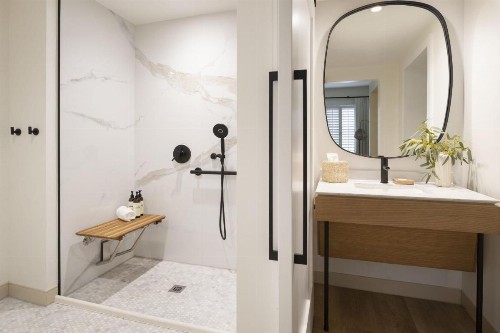 Pacifica Suites - image 34