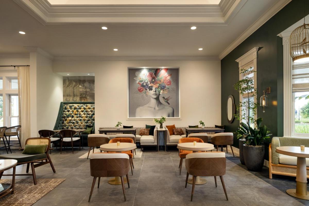 Pacifica Suites - image 5