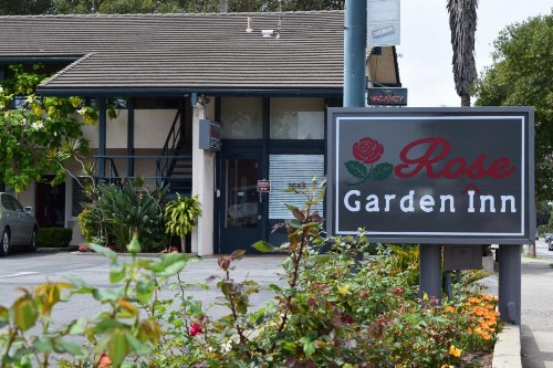 Rose Garden Inn - image 16