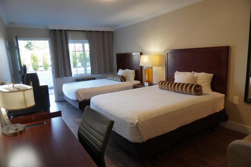Rose Garden Inn - image 19