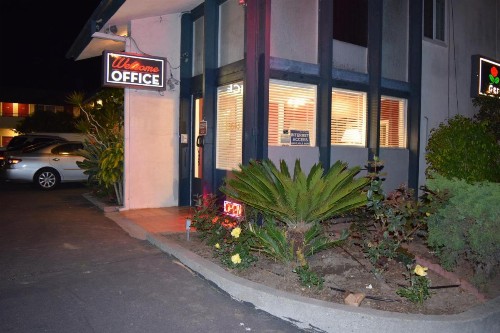 Rose Garden Inn - image 3