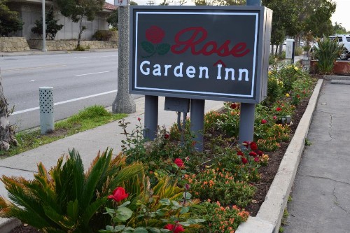 Rose Garden Inn - image 35