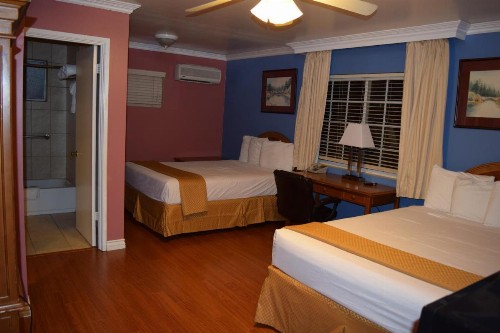 Rose Garden Inn - image 42