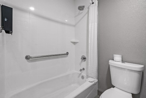 Avania Inn of Santa Barbara - image 46