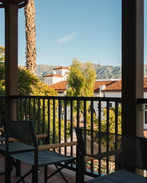 Harbor View Inn - image 18
