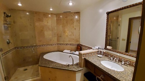 Harbor View Inn - image 28