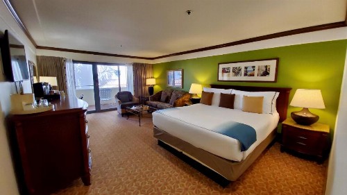 Harbor View Inn - image 34