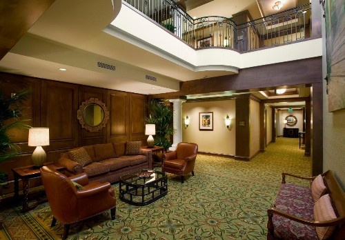 Harbor View Inn - image 44