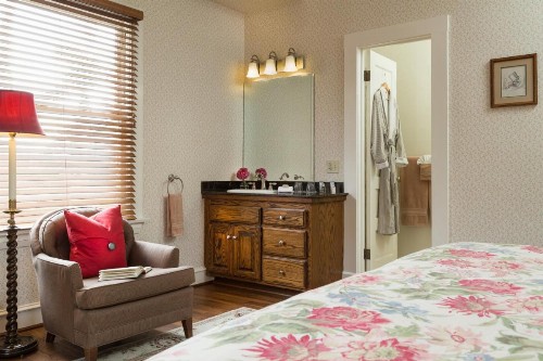 Cheshire Cat Inn & Cottages - image 11