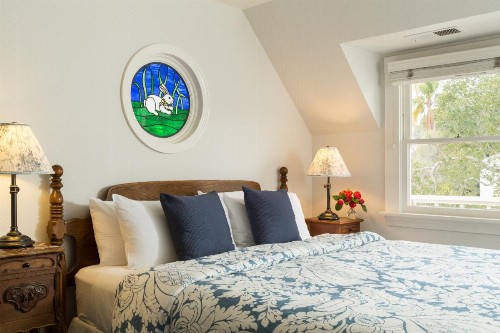 Cheshire Cat Inn & Cottages - image 19