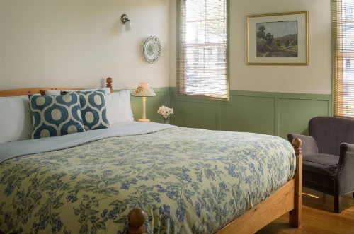 Cheshire Cat Inn & Cottages - image 25