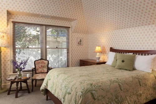 Cheshire Cat Inn & Cottages - image 29