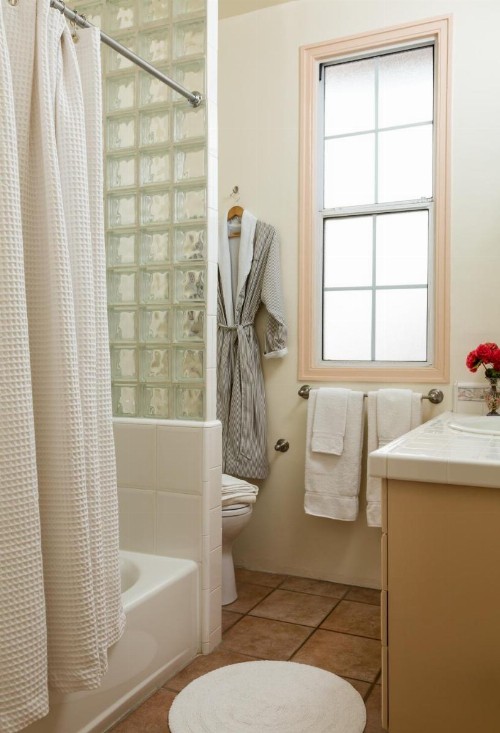 Cheshire Cat Inn & Cottages - image 7