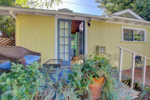 Secret Garden Inn & Cottages - image 18