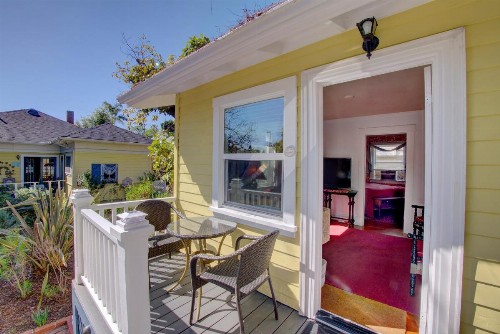 Secret Garden Inn & Cottages - image 26
