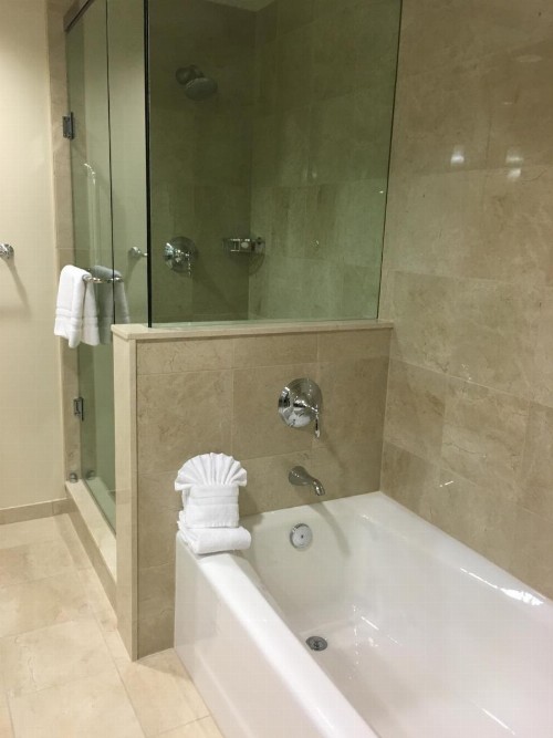Santa Barbara Inn - image 6