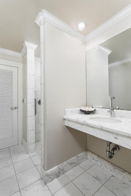 Montecito Inn - image 3