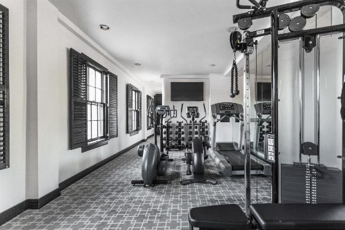 Montecito Inn - image 38