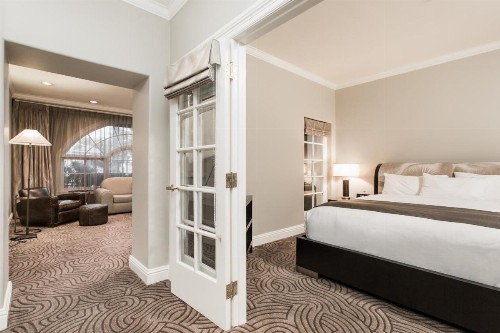 Montecito Inn - image 39
