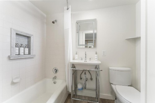 Franciscan Inn & Suites - image 10