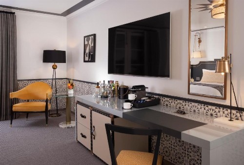 Hotel Californian - image 26