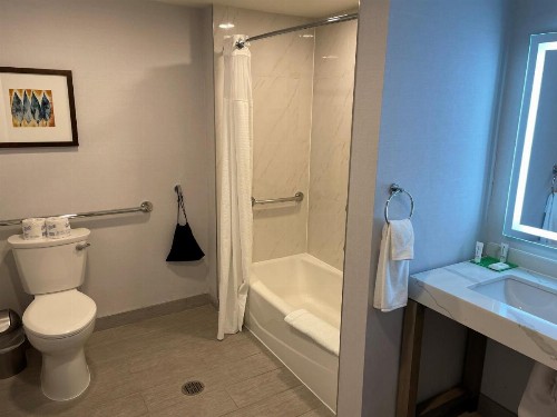 Hyatt Place Santa Barbara - image 31