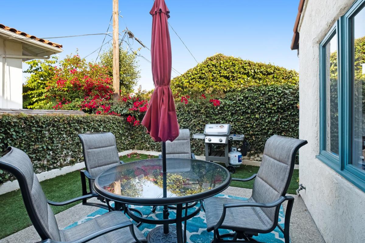 Sunny's Santa Barbara Beach House - image 7