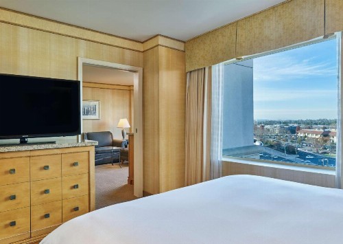 Hilton Santa Clara - image 10