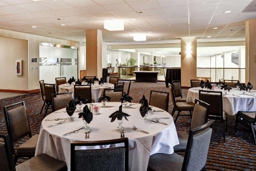 Embassy Suites Santa Clara - Silicon Valley - image 47