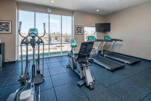 Holiday Inn Express & Suites Santa Clara an IHG Hotel - image 8