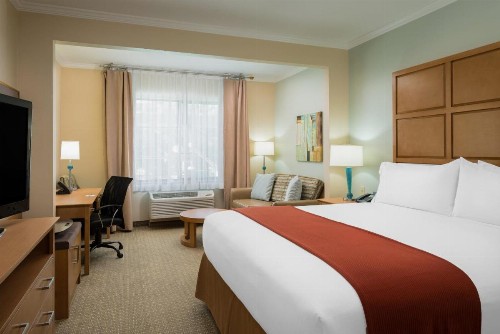 Holiday Inn Express Hotel & Suites Santa Clara - Silicon Valley an IHG Hotel - image 11