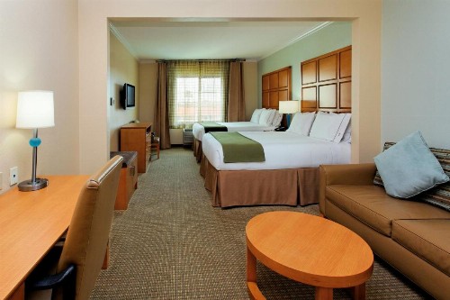 Holiday Inn Express Hotel & Suites Santa Clara - Silicon Valley an IHG Hotel - image 20