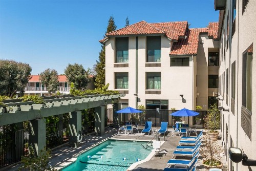Holiday Inn Express Hotel & Suites Santa Clara - Silicon Valley an IHG Hotel - image 43
