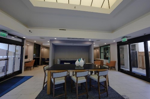 Holiday Inn Express Hotel & Suites Santa Clara - Silicon Valley an IHG Hotel - image 49