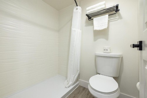 Hotel Stratford Santa Clara - image 12
