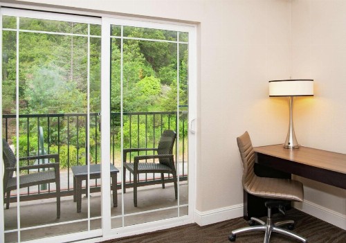 Hilton Santa Cruz Scotts Valley - image 10