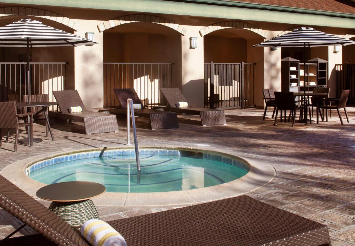 Hilton Santa Cruz Scotts Valley - image 4