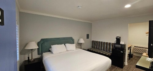 Bay Front Inn - Downtown Santa Cruz - image 15