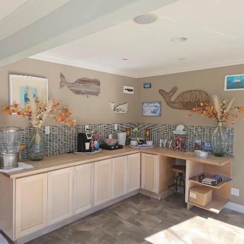 Bay Front Inn - Downtown Santa Cruz - image 25